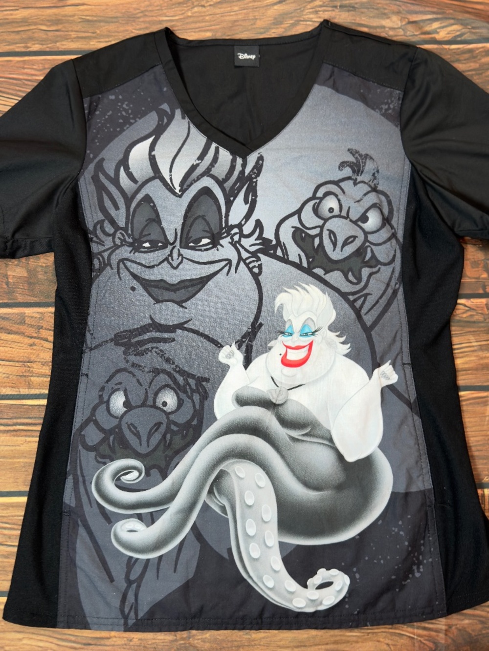 Cherokee Tooniforms Disney Ursula Little Mermaid Scrub Top XS V-Neck